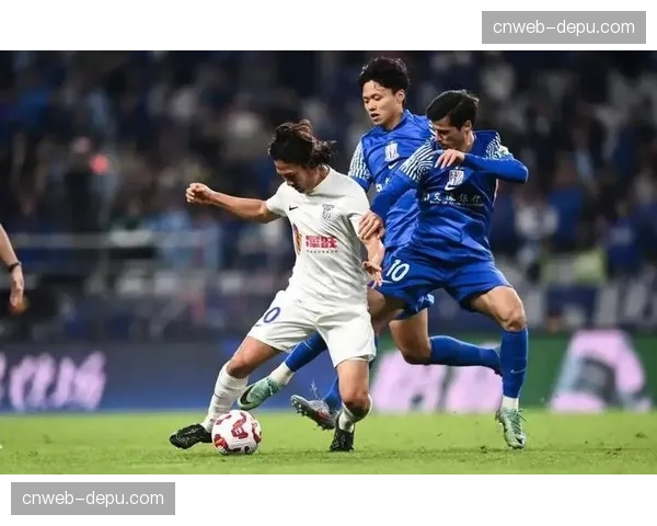 大连英博首轮连沪大战，马莱莱面对旧主申花必打鸡血
