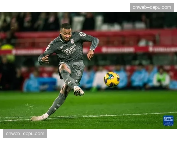 专访皇马体能教练：谈论如何通过特定训练，帮助维尼修斯、罗德里戈等球员保持高频次爆发性突破所需的体能