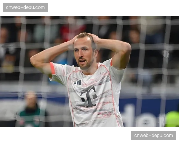 官方:拜仁慕尼黑与主教练续约至2029年 官方:拜仁慕尼黑与主教练续约至2029年